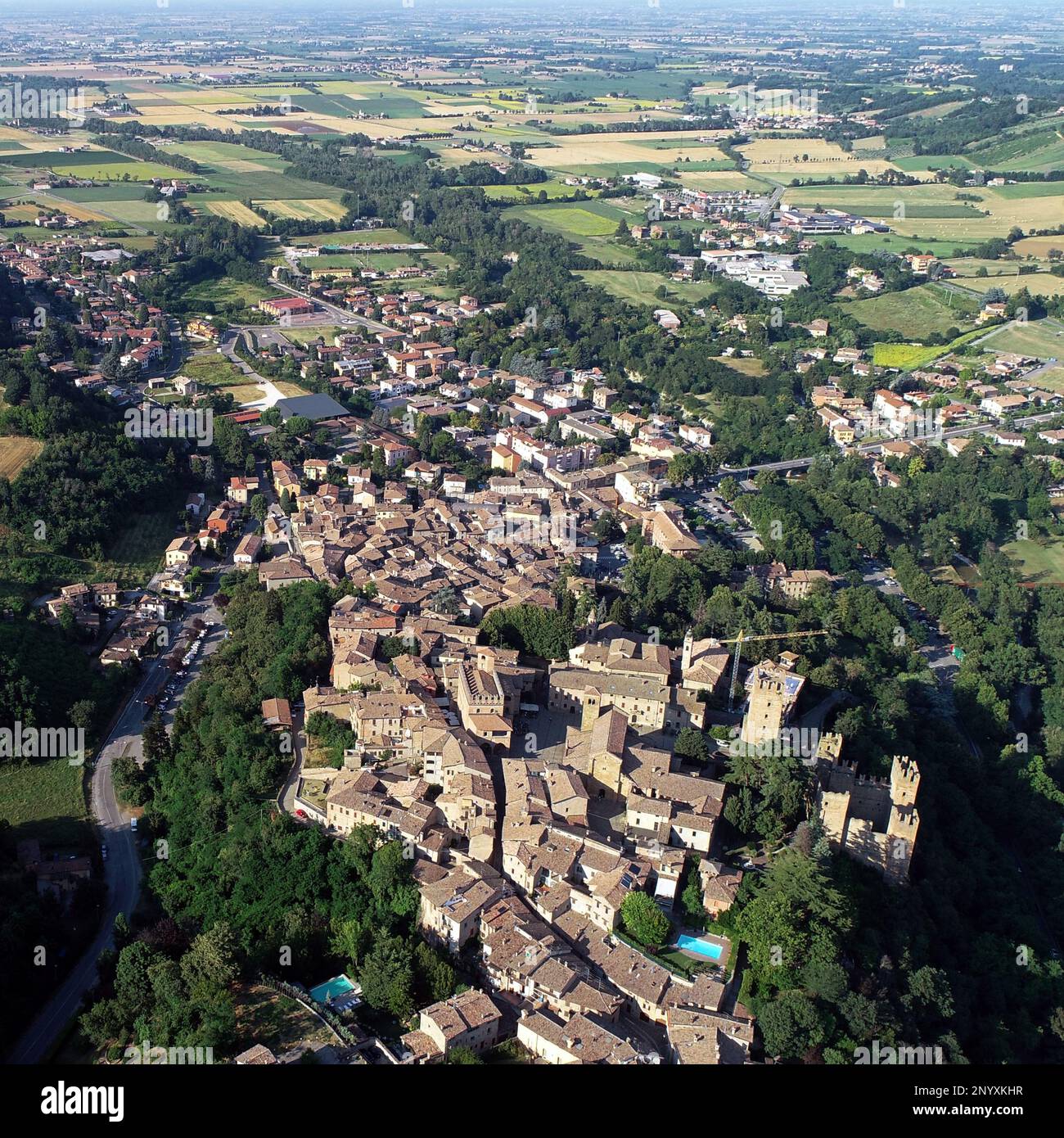 Veduta aerea del villaggio di Castell'Arquato: Castell'Arquato, Piacenza, Italia Foto Stock