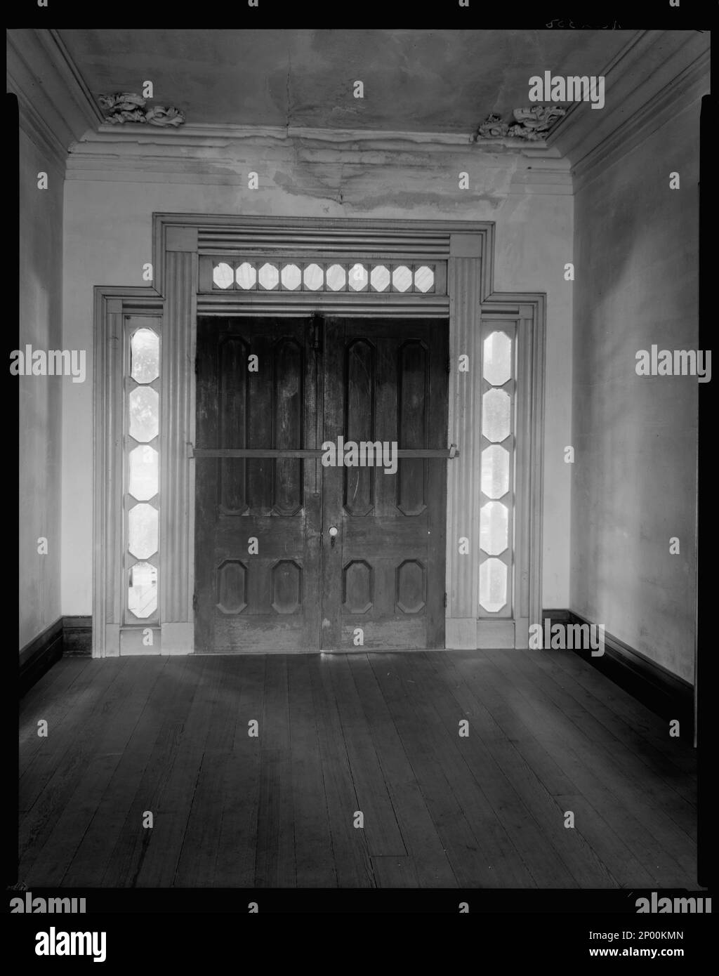 Old Hill House, Buck Hill, Duplin County, Carolina del Nord. Carnegie Survey of the Architecture of the South. Stati Uniti, Carolina del Nord, Duplin County, Buck Hill, Doors & Doorways, Pavimenti, Fanlights, luci di posizione. Foto Stock