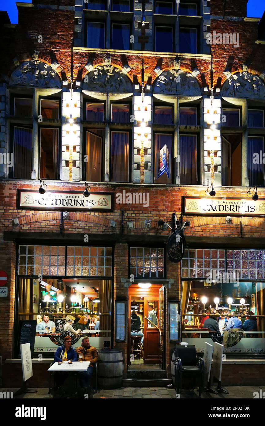 Il meraviglioso Bierbrasserie Cambrinus ristorante e bar a Bruges, Belgio Foto Stock