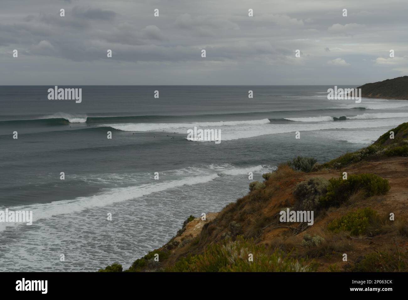 Surf vicino a Jan Juc sulla costa surf Foto Stock