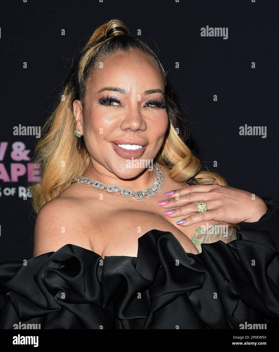Hollywood, California, il 2 marzo 2023. Tameka 'Tiny' Harris arriva alla prima di Bravo 'SWV & Xscape: The Queens of R&B' tenutasi presso l'Aster di Hollywood, CA il 2 marzo 2023. © Majil/ AFF-USA.com Foto Stock