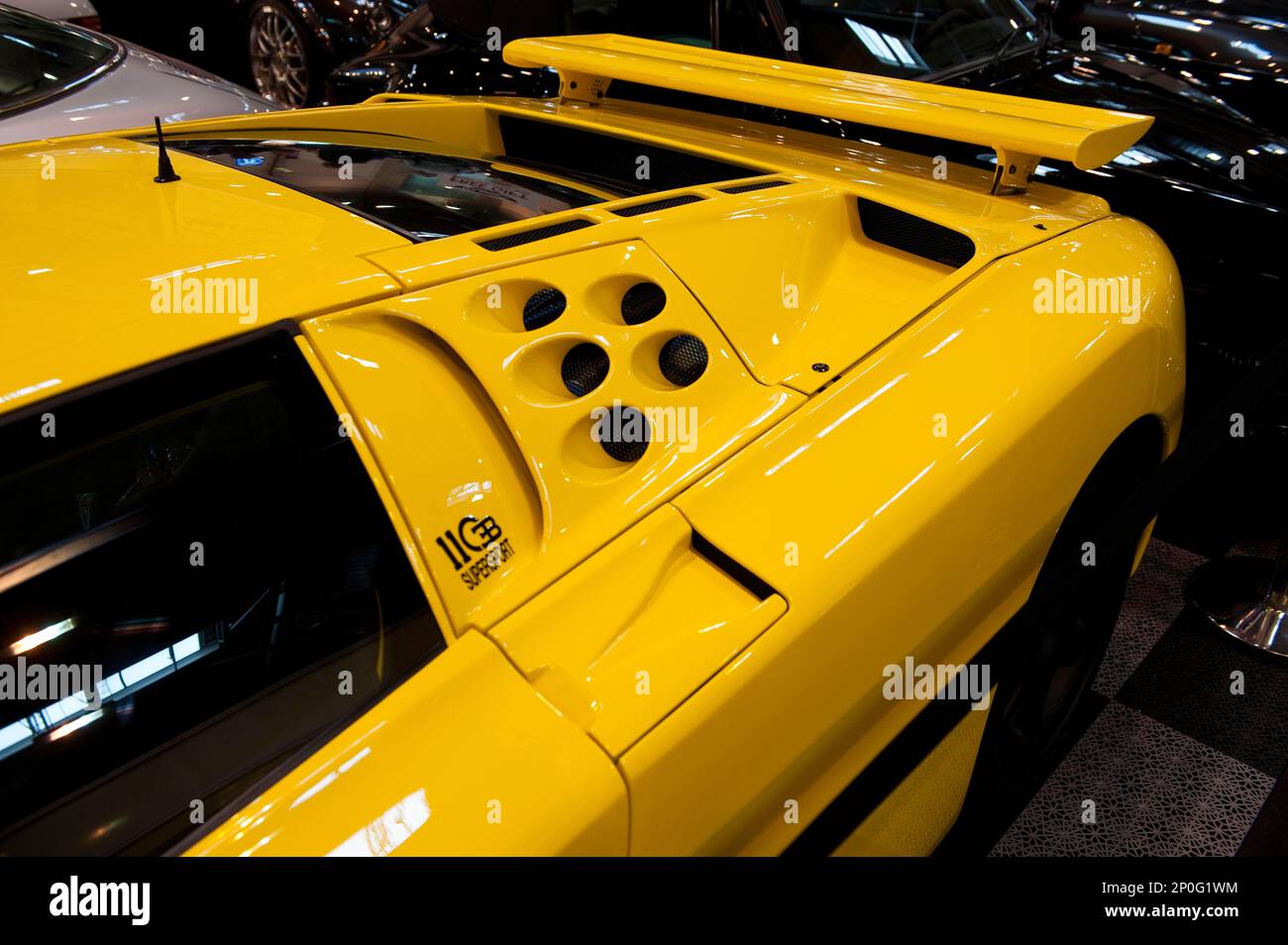 Bugatti EB 100, presa d'aria, spoiler posteriore, spoiler, auto super sportiva Foto Stock