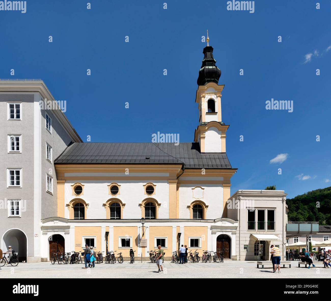St Chiesa cattolica di Michael, Mozartplatz, Città Vecchia, Salisburgo, Austria Foto Stock