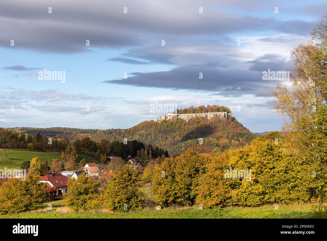 Elbsandsteingebirge im Herbst Sächsische Schweiz Foto Stock