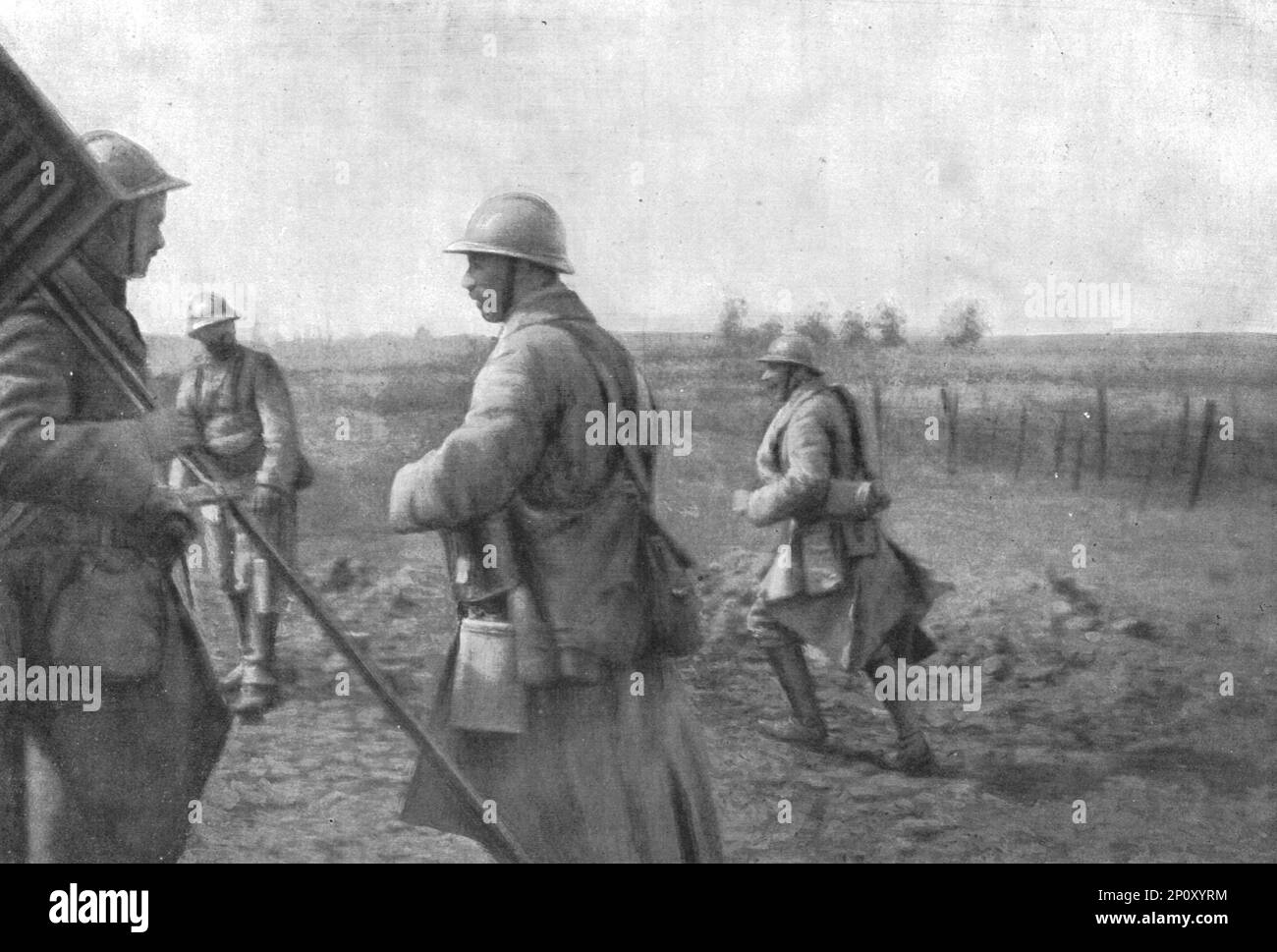 'L'attaque du 4 settembre entre Chilly et Chaulnes; 2 h. 25. --l'attaque a attteint l'objectif qu'on lui avait designe ; on voit le reseau de la tranchee allemande de troisieme ligne ; a droite, le colonel, joyeux du succes de ses hommes ; a gauche, l'un de ceux-ci porte une persienne de signalisation ; au fond, travail de notre artillerie sur un petit bois.', 1916. Da "Collection de la Guerre IV. L'Illustrazione Tome CXLVII. La Guerre Juillet, Aout, Settembre, Ottobre, Novembre, Dicembre 1916". Foto Stock