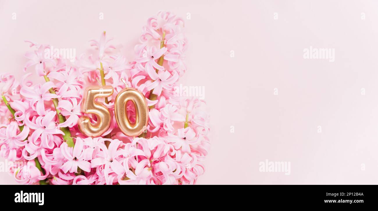 Bandiera Di 17 Anni Per Festeggiare Il Compleanno Dell'oro Rosa