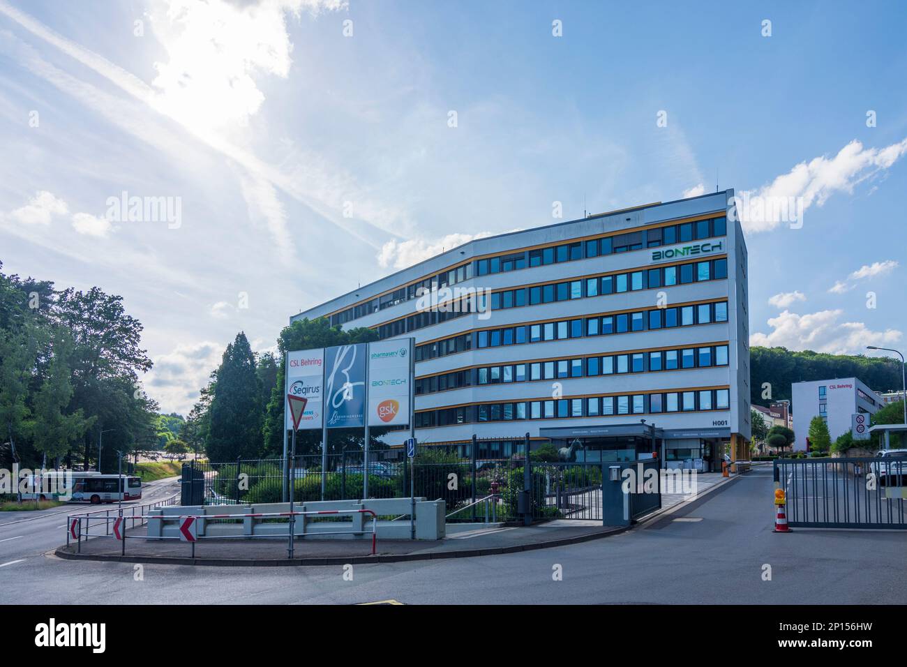 Marburg: Ex produttore farmaceutico Behringwerke, oggi raggruppa aziende biotecnologiche come Biontech a Lahntal, Assia, Assia, Germania Foto Stock