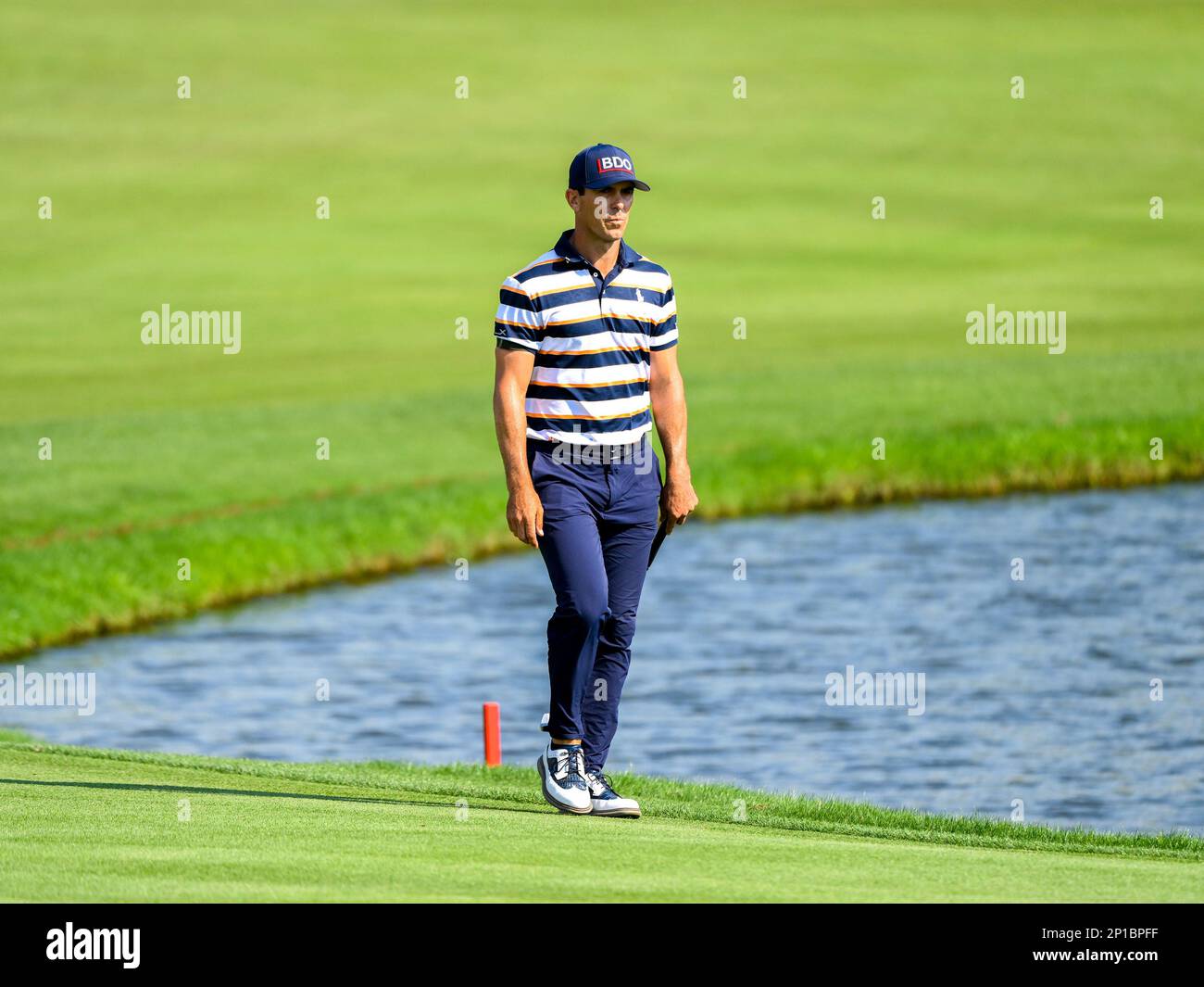 Orlando, Florida, Stati Uniti. 3rd Mar, 2023. Billy Horschel si avvicina al verde #8 durante il secondo round dell'Arnold Palmer Invitational presentato da Mastercard tenuto all'Arnold Palmer's Bay Hill Club & Lodge di Orlando, Florida. Romeo T Guzman/CSM/Alamy Live News Foto Stock