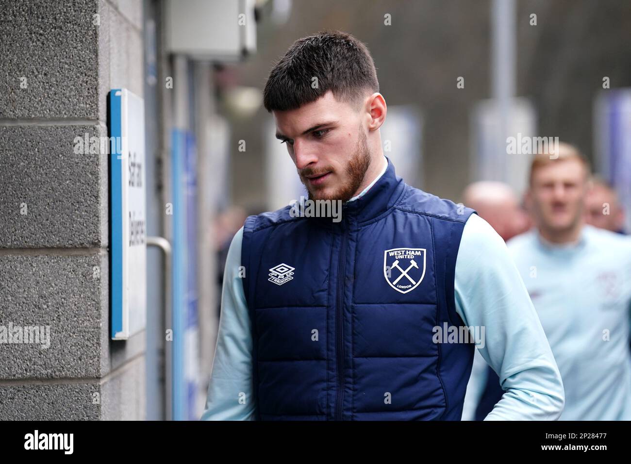 Il riso Declan del West Ham United arriva in anticipo rispetto alla partita della Premier League presso l'American Express Community Stadium di Brighton. Data immagine: Sabato 4 marzo 2023. Foto Stock