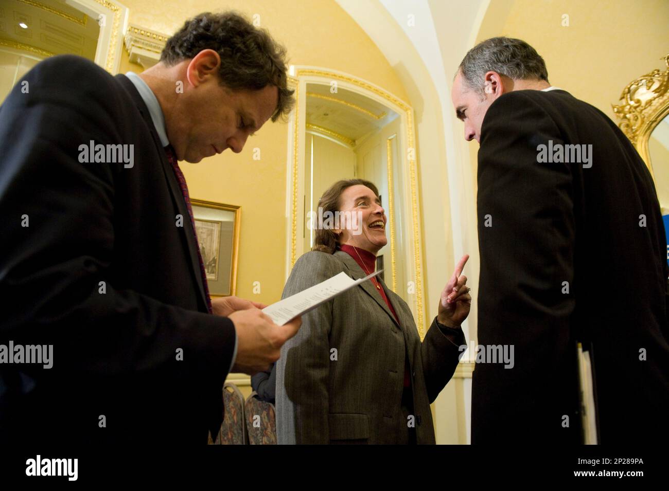 From left, Sen. Sherrod Brown, D-Ohio, Sen. Blanche Lincoln, D-Ark. andSen. Bob Casey, D-Pa., talk before starting their news conference to introduce the "Reserve Educational Assistance Program Enhancement Act of 2008," in the Capitol on Wednesday, April 16, 2008. (CQ Roll Call via AP Images) Foto Stock
