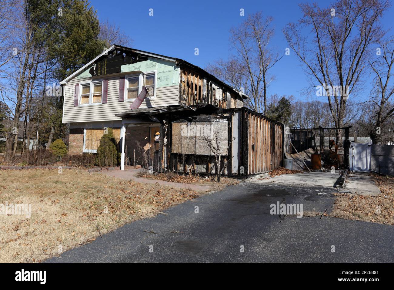 Incendio danneggiato casa Long Island New York Foto Stock