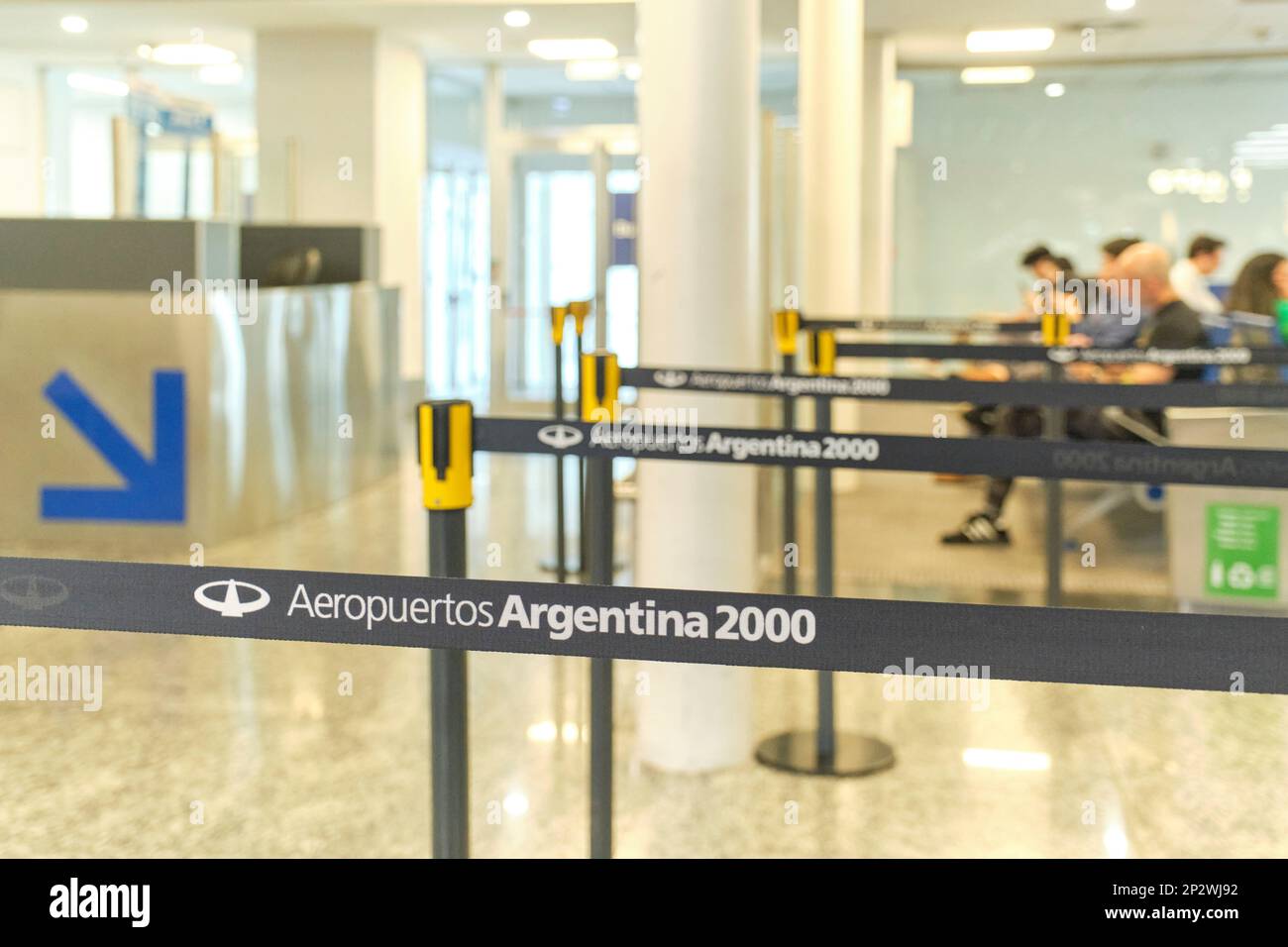 Buenos Aires, Argentina, 18 novembre 2022: Sala d'attesa nella zona d'imbarco dell'aeroporto internazionale Jorge Newbery. Foto Stock