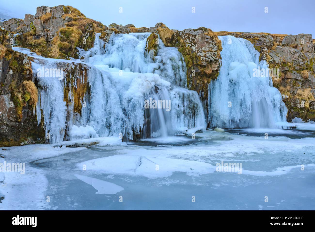 Cascate di Church Mountain, cascate di Kirkjufellsfoss a Snaefelsnes, Islanda Foto Stock