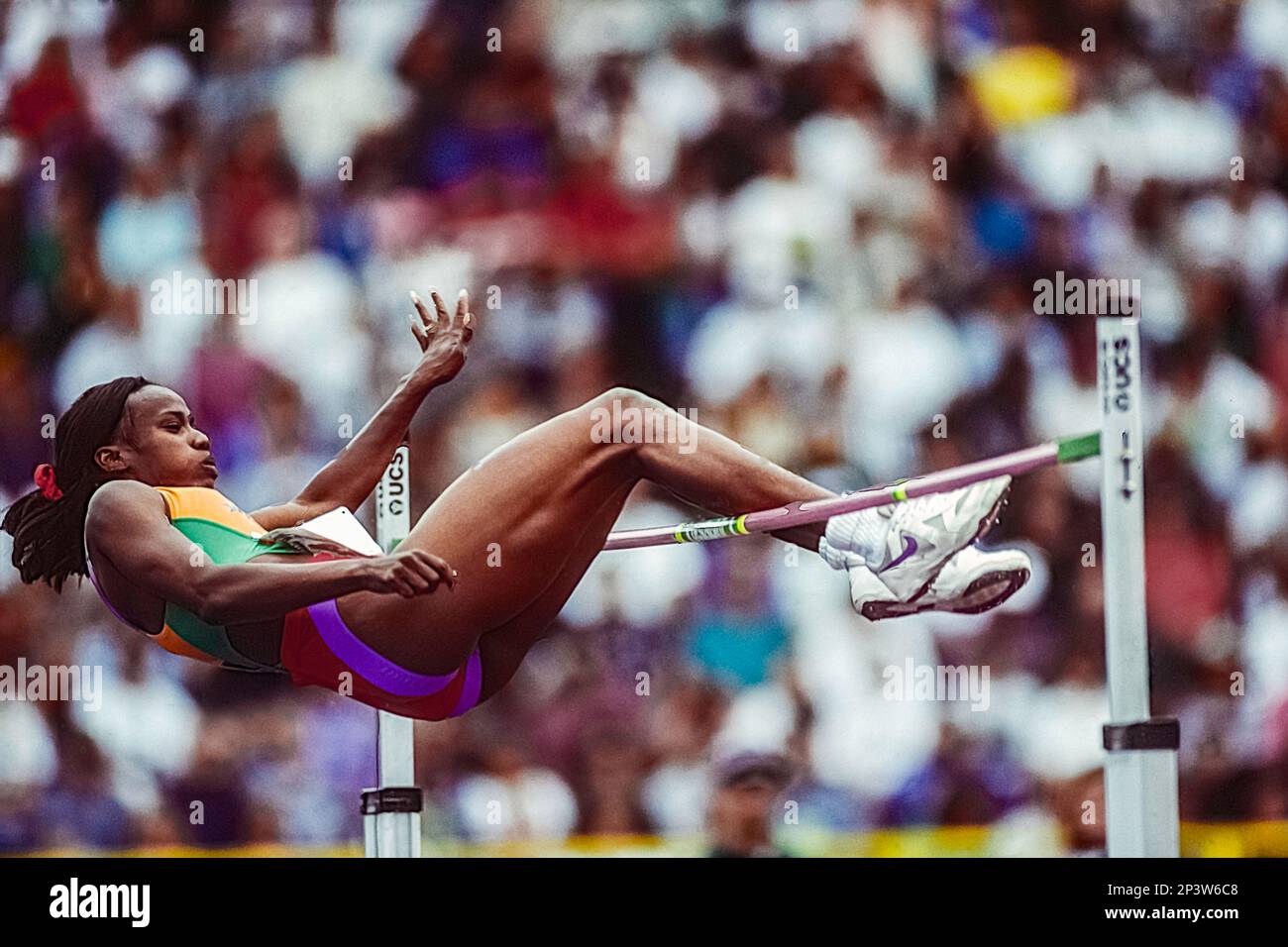 Jackie Joyner-Kersee gareggia al 1995 Prefontaine Classic. Foto Stock