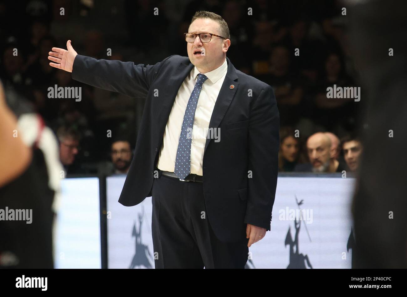 Marco Ramondino (allenatore di Derthona Tortona basket) durante la