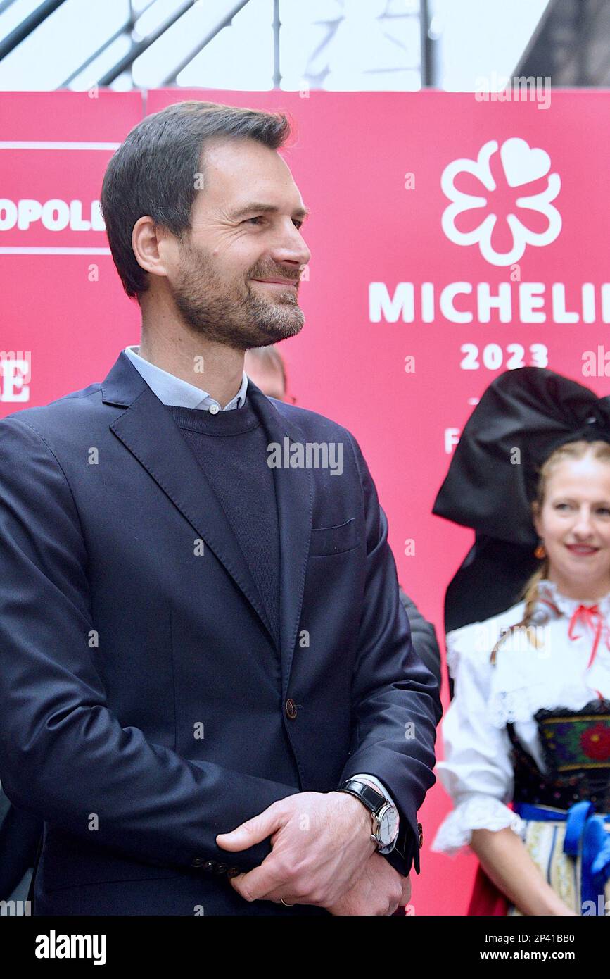Strasburgo, Francia. 05th Mar, 2023. Inizio della cerimonia delle Guide Stars Michelin che si svolge durante due giorni a Strasburgo presso il Communauté Europénne d'Alsace e il Palais de la Musique et des Congrès. Alla presenza di Gwendal Poullennec, Guillaume Gomez, Jean Francois Piège, Frédéric Anton, Nicolas Stamm Corby, Jean-Luc Heimburger, Frédéric Bierry, Jean Luc Hoffmann, Monique Jung, Camille Sedira Miss Alsace.Strasbourg, Francia nordorientale, il 5 marzo 2023. Foto di Nicolas Roses/ ABACAPRESS.COM Credit: Abaca Press/Alamy Live News Foto Stock