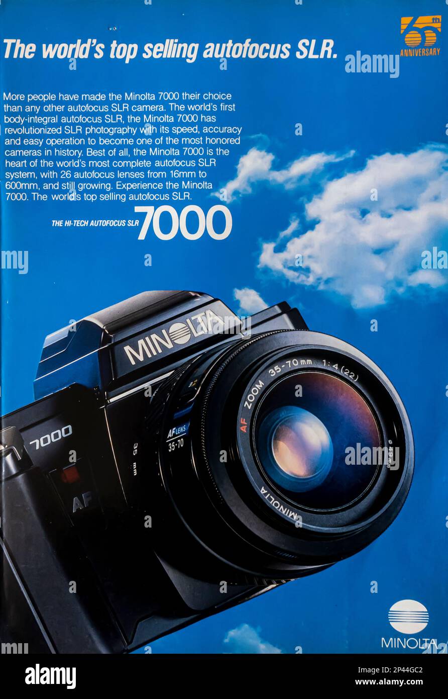 Minolta 7000 autofocus reflex spot in una rivista NatGeo maggio 1988 Foto Stock