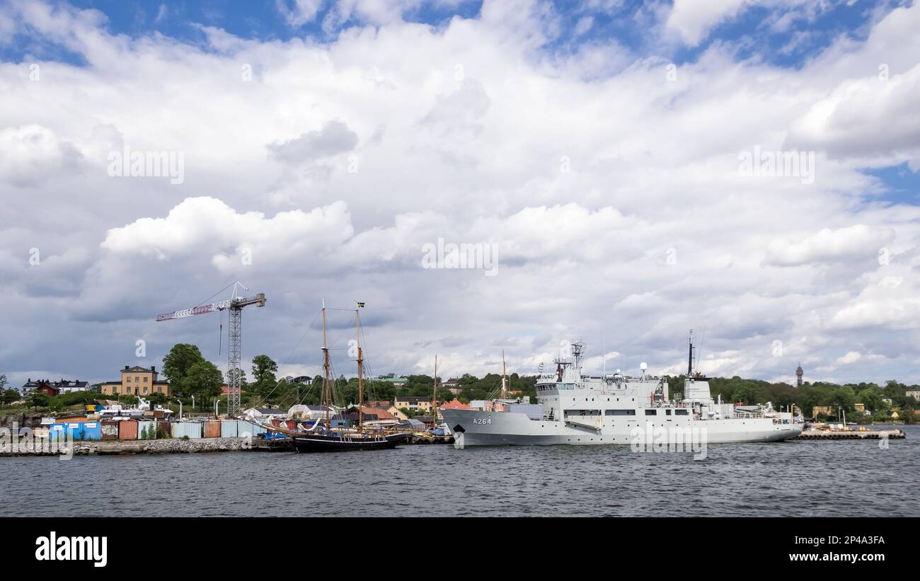 Paesaggio urbano di Riddarfjärden, la baia più orientale del lago Mälaren nel centro di Stoccolma. Foto Stock