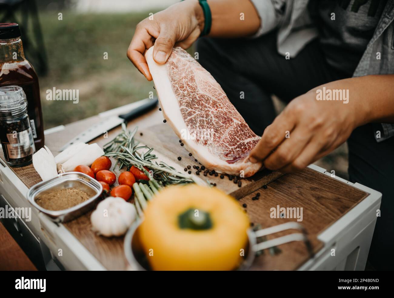 Bistecca di manzo Wagyu e condimenti Foto Stock