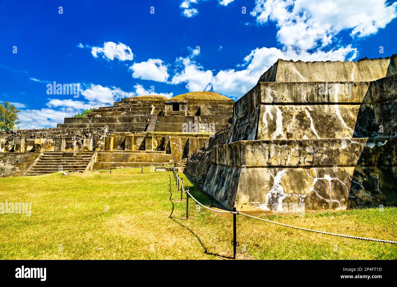 El Tazumal rovine Maya vicino a Santa Ana in El Salvador, America Centrale Foto Stock