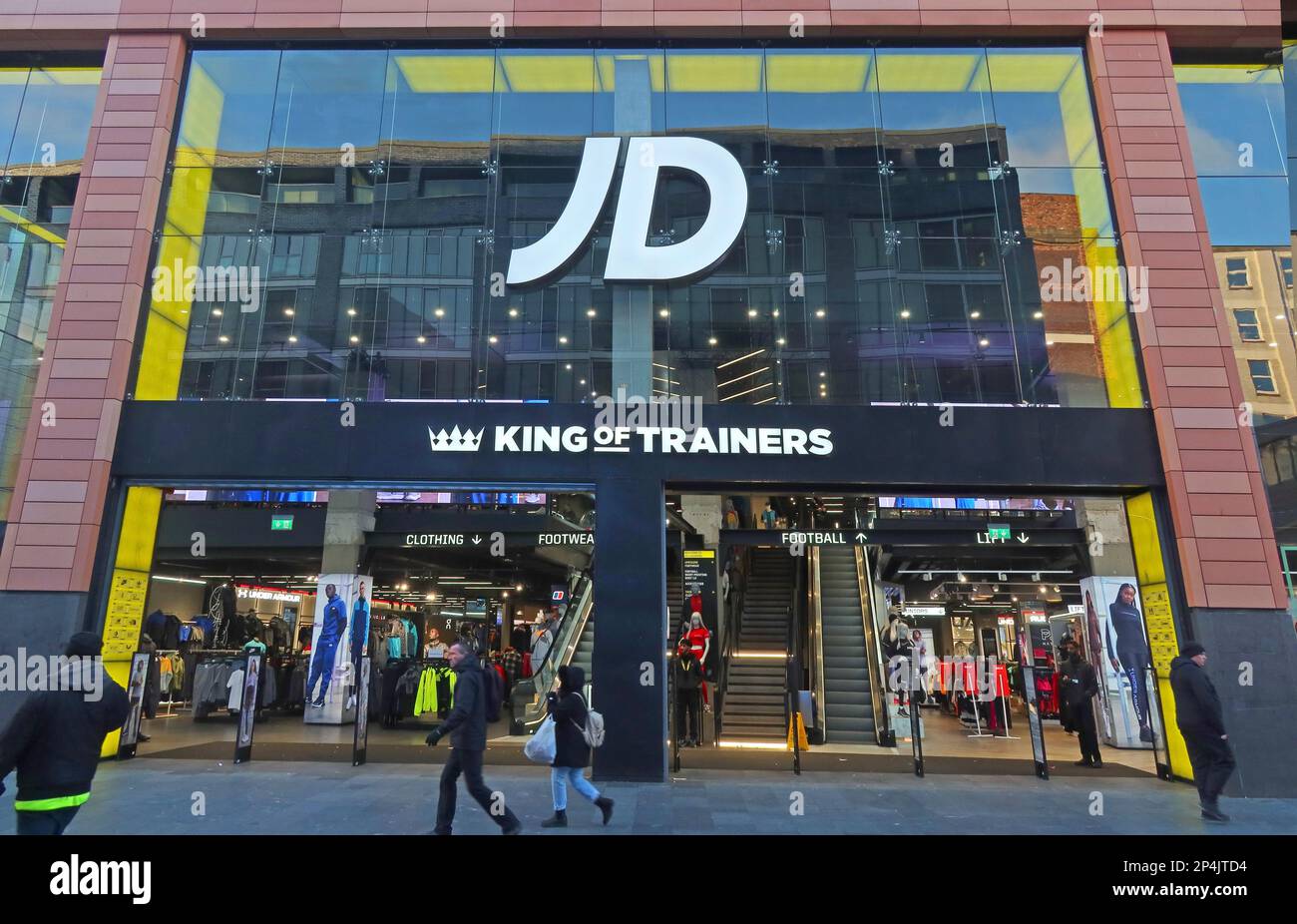 JD Sports FTSE 100, King of Trainer , iconico negozio Liverpool One, 4 Paradise Street, Msu4B, Liverpool , Merseyside, INGHILTERRA, REGNO UNITO, L1 8JF Foto Stock