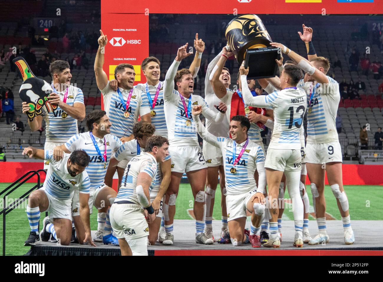 VANCOUVER, CANADA - Marzo 05: Gli uomini dell'Argentina festeggiano dopo aver vinto la medaglia d'oro durante la HSBC World Rugby Sevens Series 2023 al BC Place Stadium di Vancouver, Canada. (Foto di Tomaz Jr/PxImages) Foto Stock