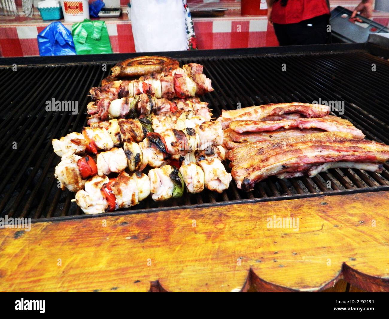 Carne alla griglia nella contea di Maramures - cibo Foto Stock