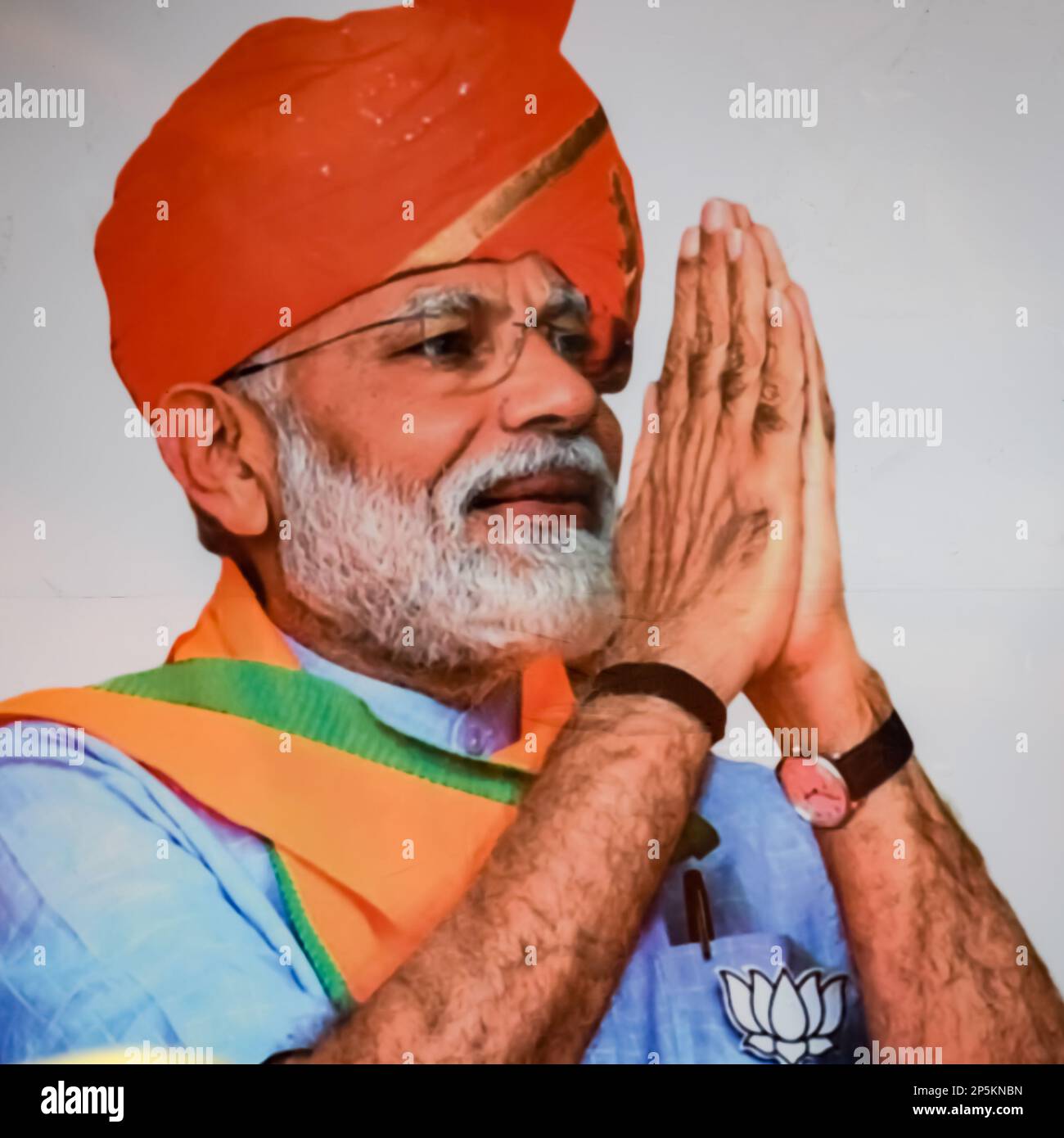 New Delhi, India - Gennaio 16 2023 - il primo Ministro Narendra modi ha tagliato fuori durante il Road show BJP, la statua di PM modi mentre assisteva ad una grande elezione r Foto Stock