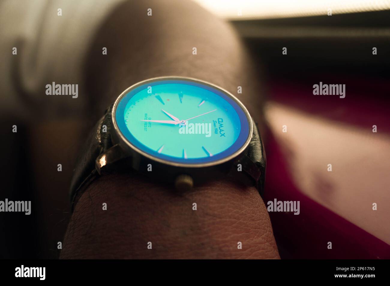 WACTH OMAX INDOSSABILE DALL'UOMO Foto Stock