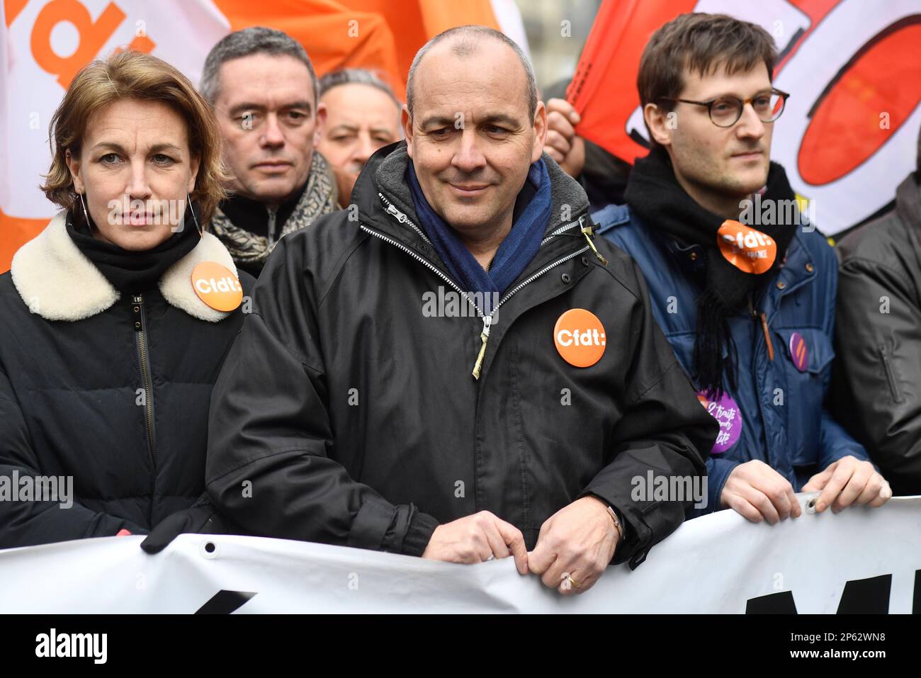 Laurent Berger, segretario generale del CFDT, a capo della manifestazione contro la riforma delle pensioni. Decine di migliaia di persone si sono riunite a Parigi per manifestare contro il progetto di riforma delle pensioni avviato dal governo borne. Foto Stock