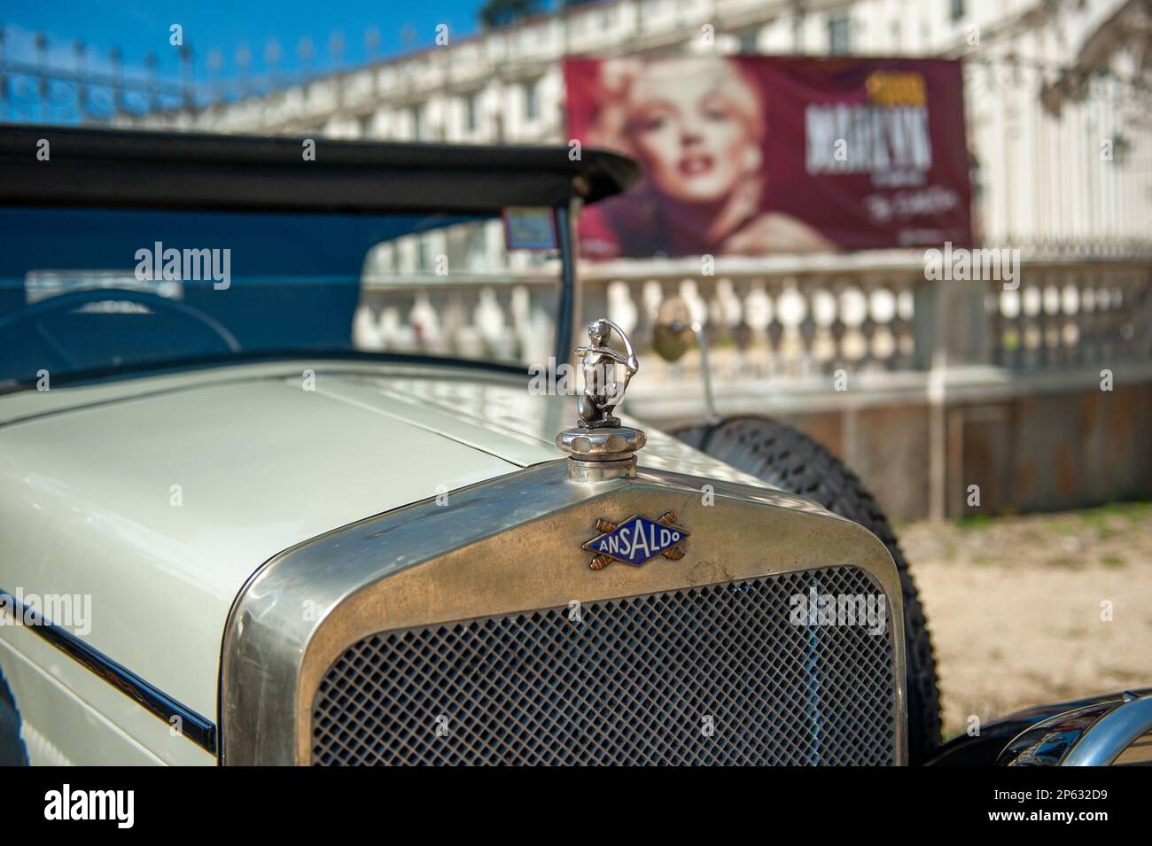 Ornamento vintage del cofano di Ansaldo Foto Stock