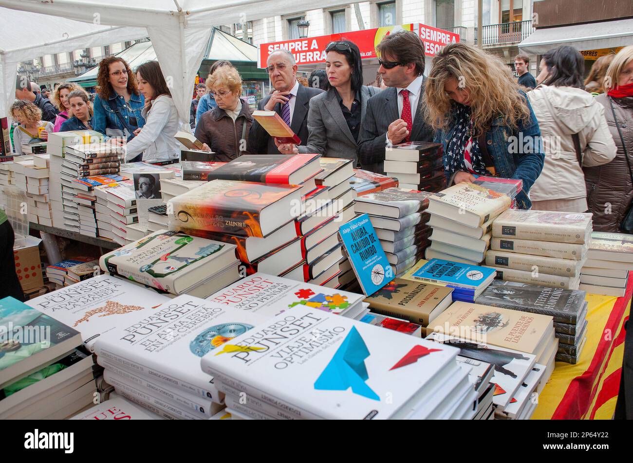 Prenota in stallo La Rambla, Sant Jordi's Day (23 aprile) ,Barcelona Catalonia,Spagna Foto Stock