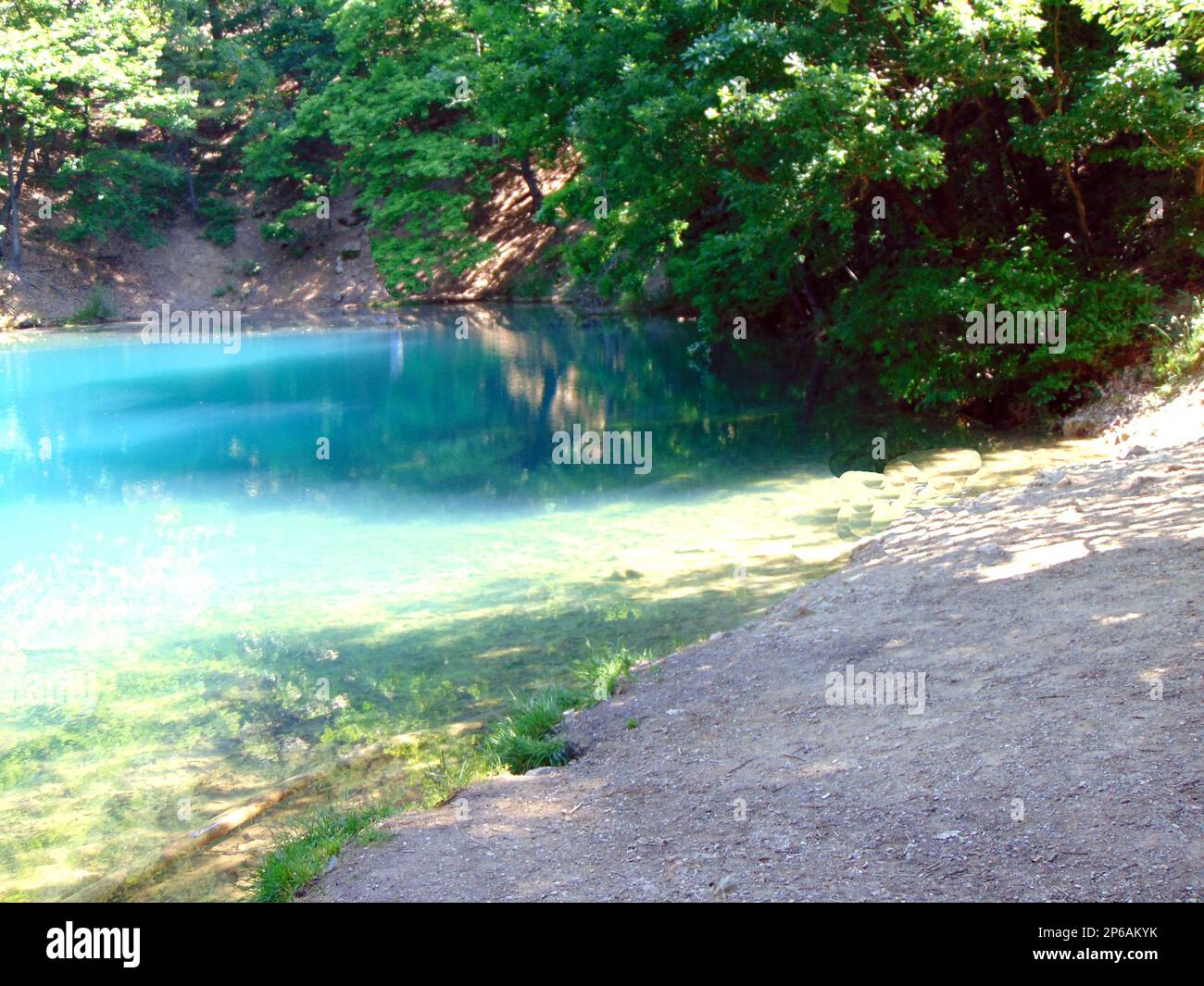 Lago Blu di Baia Sprie, Maramures, Romania - Lacul Albastru Foto Stock