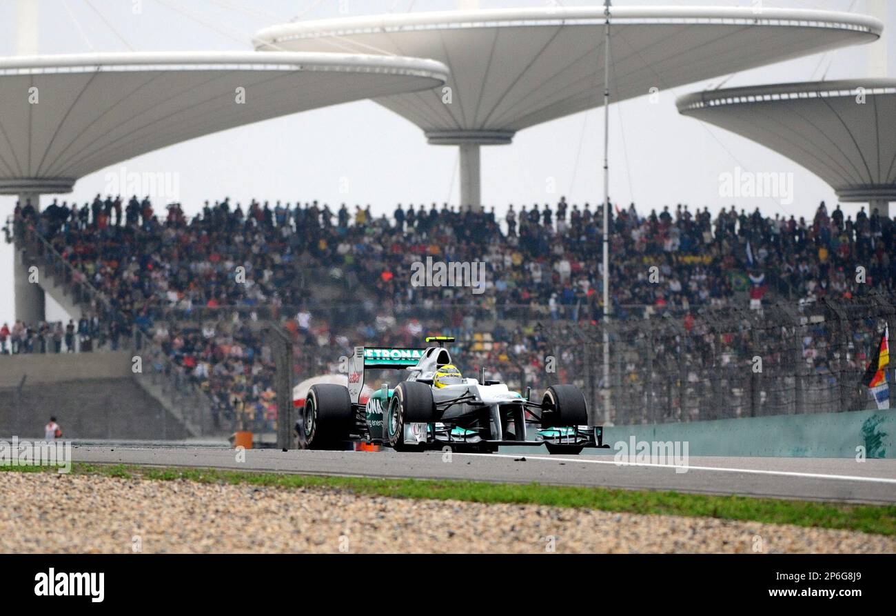 Apr 15, 2012; Shanghai, CHINA; Nico Rosberg of Germany and Mercedes GP drives during the Chinese Formula One Grand Prix at the Shanghai International Circuit. (Cal Sport Media via AP Images) Foto Stock