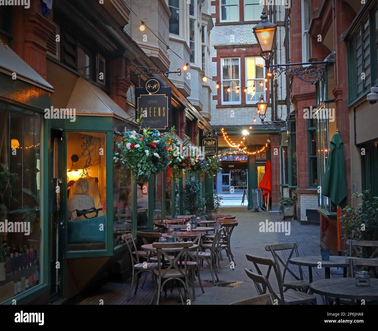 Una capsula vittoriana, Queens Avenue, al largo di Castle Street, Liverpool, Merseyside, INGHILTERRA, REGNO UNITO, L2 4TX Foto Stock