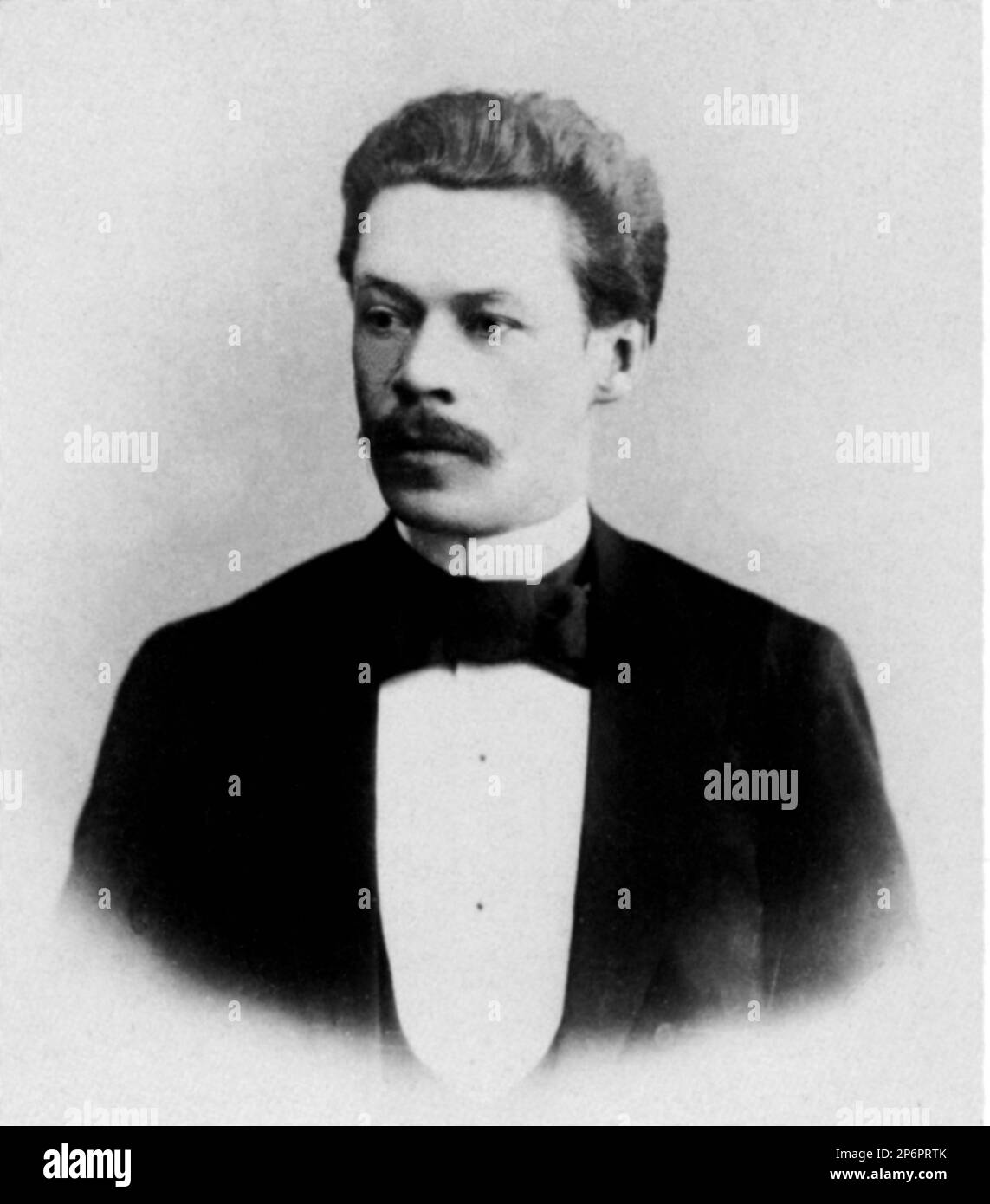 1930 c, RUSSIA : il compositore russo ANTON ARENSKY ( 1861 - 1906 ) . Scrisse opere modellate su quelle di Tchaikovsky e opere da camera molto popolari . Foto D.S. Zdobnova , St. Pietroburgo . - DIRETTORE D' ORCHESTRA - COMPOSITORE - OPERA LIRICA - CLASSICA - CLASSICA - RITRATTO - RITRATTO - MUSICALE - MUSICA - BAFFI - BAFFI - CRAVATTA - CRAVATTA - ARENSKI -- ARCHIVIO GBB Foto Stock