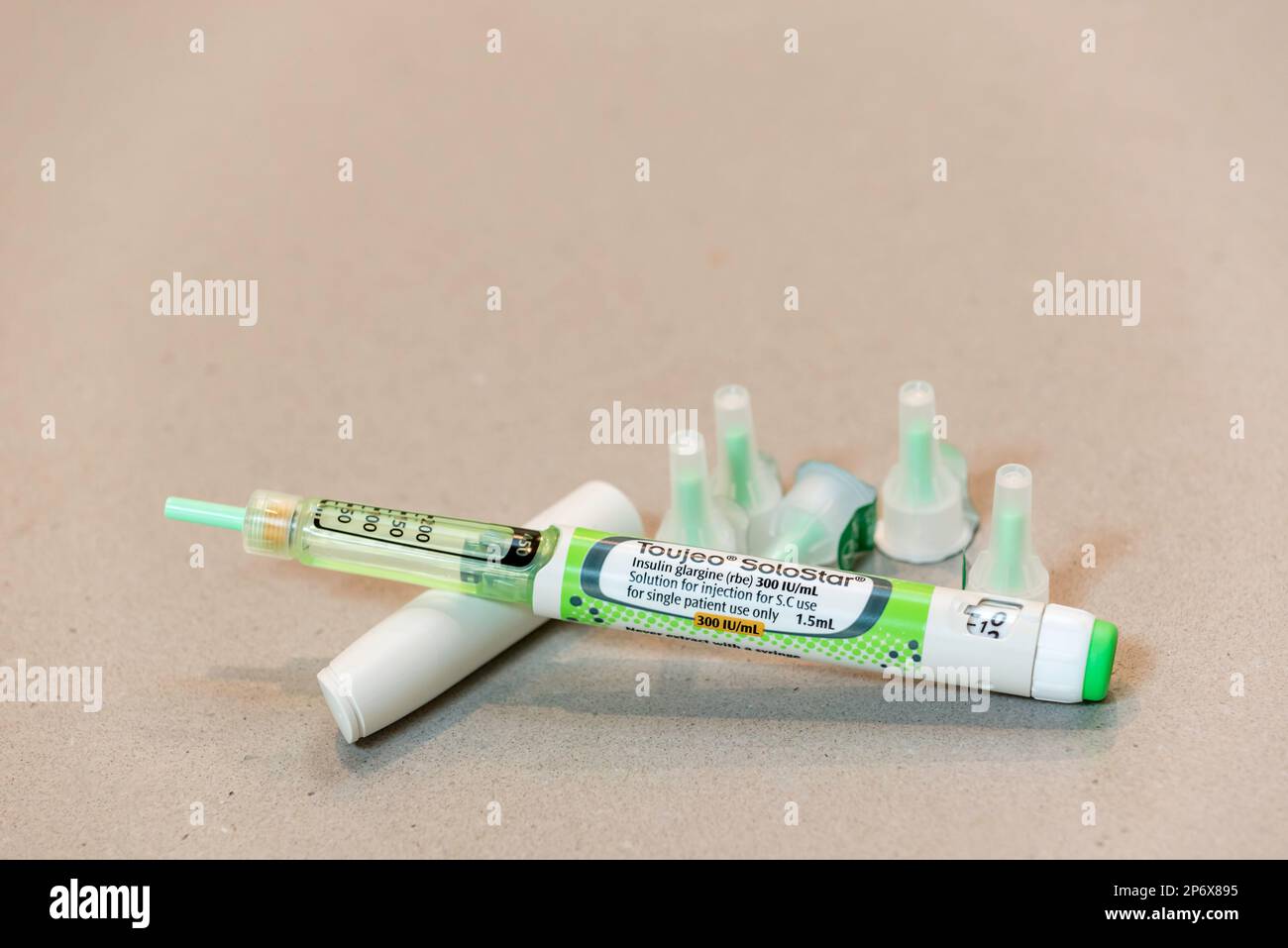 Sanofi insulina glargine farmaco Toujeo un'insulina ad azione log usata da Type1 diabetici, e BD ago suggerimenti Foto Stock