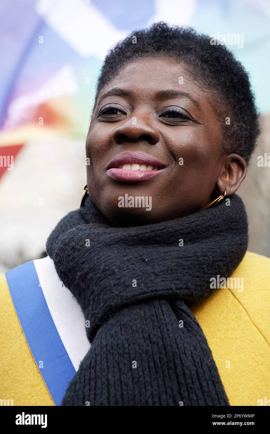 Parigi, Francia. 7th Mar, 2023. Danièle Obono (LFI) partecipa alla manifestazione per il sesto giorno di mobilitazione contro la riforma delle pensioni a Parigi. Foto Stock