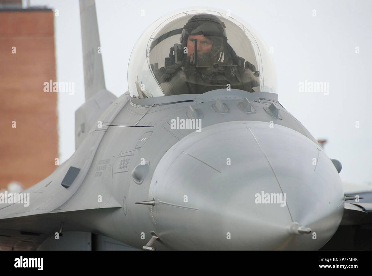 GENERAL DYNAMICS F-16 Fighting Falcon multirole che mostra l'abitacolo a vista. Foto: USAF/SSgt Caycee R Cook Foto Stock