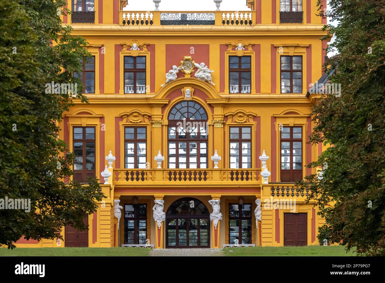 Palazzo preferito, rifugio per il piacere e la caccia in stile barocco, vista esterna, Ludwigsburg, Baden-Wuerttemberg, Germania Foto Stock