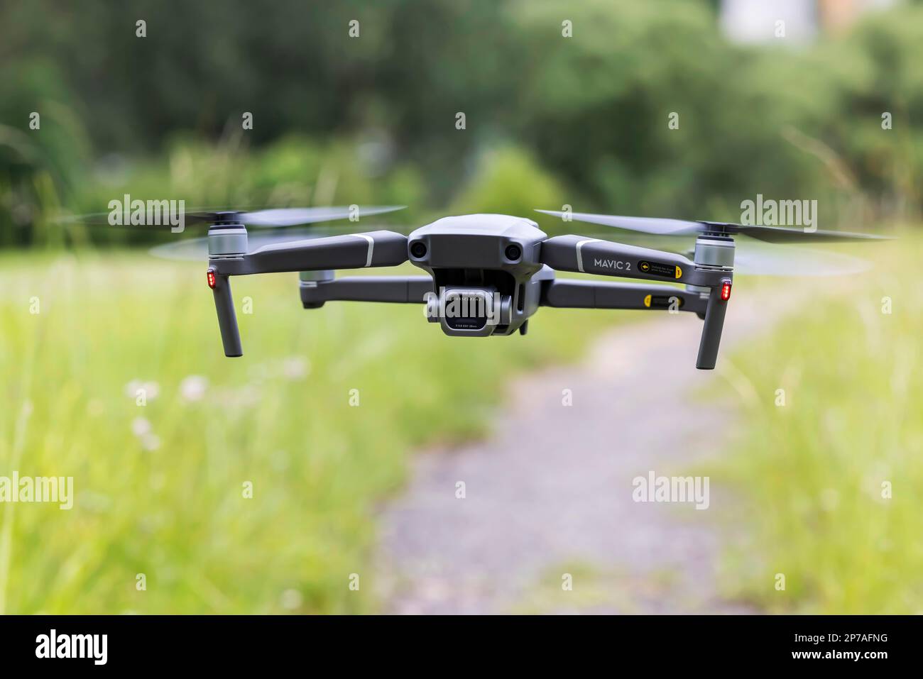 DJI Mavic Pro drone in volo, Stoccarda, Baden-Wuerttemberg, Germania Foto Stock