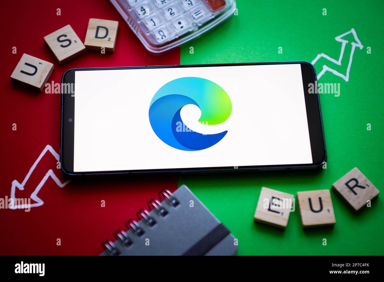 NYSA, Polonia. 8th Mar, 2023. In questa immagine viene visualizzato un logo Microsoft Edge sullo smartphone. (Credit Image: © Mateusz Slodkowski/ZUMA Press Wire) SOLO PER USO EDITORIALE! Non per USO commerciale! Foto Stock