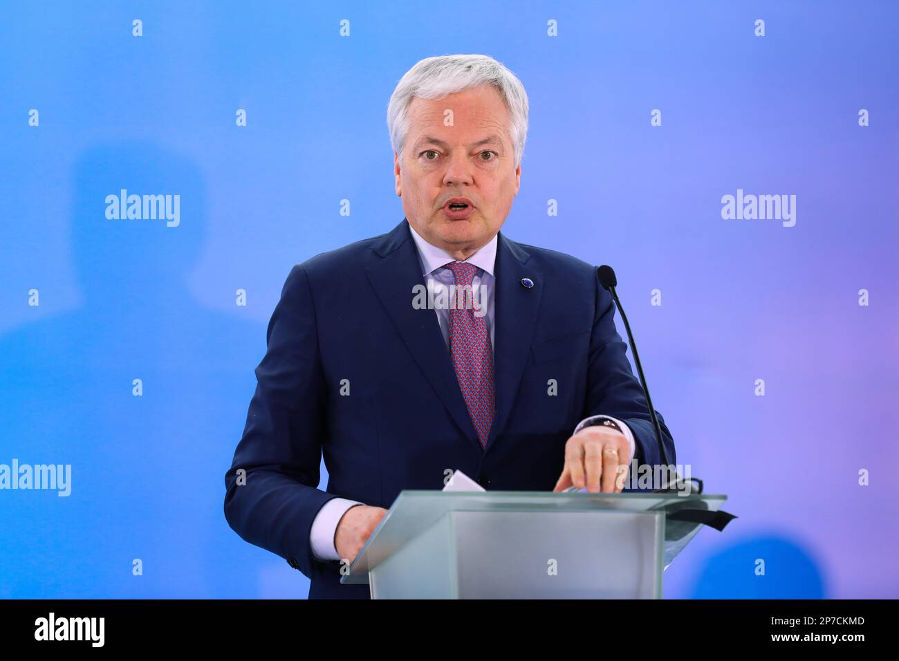 Lviv, Ucraina 3 marzo 2023. Didier Reynders partecipa al vertice "Uniti per la giustizia" per discutere le accuse di crimini di guerra commessi in Ucraina, in mezzo all'attacco della Russia all'Ucraina. Foto Stock