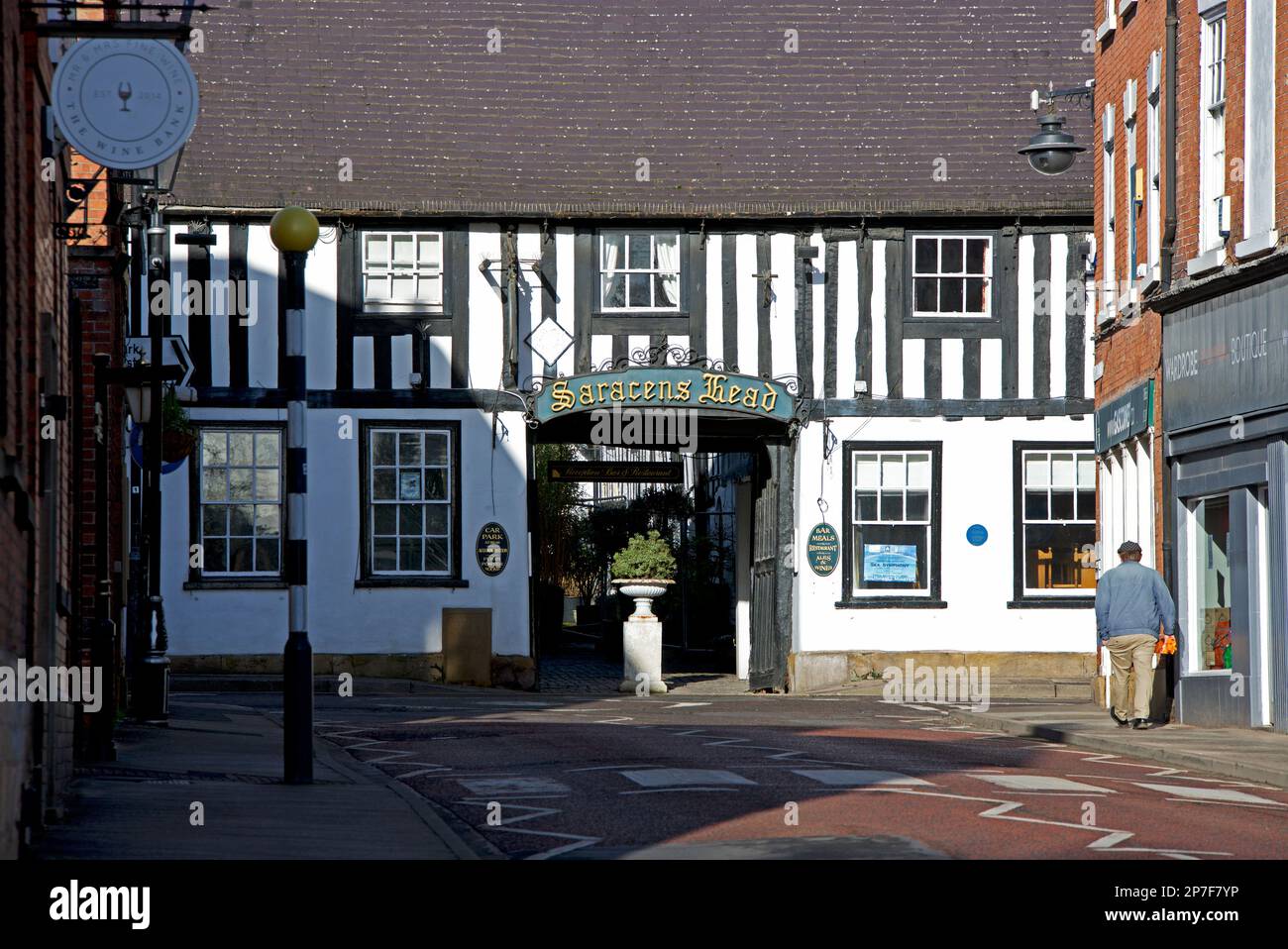 The Saracens Head Coacing inn in Church Street, Southwell, Nottinghamshire, Inghilterra, Regno Unito Foto Stock