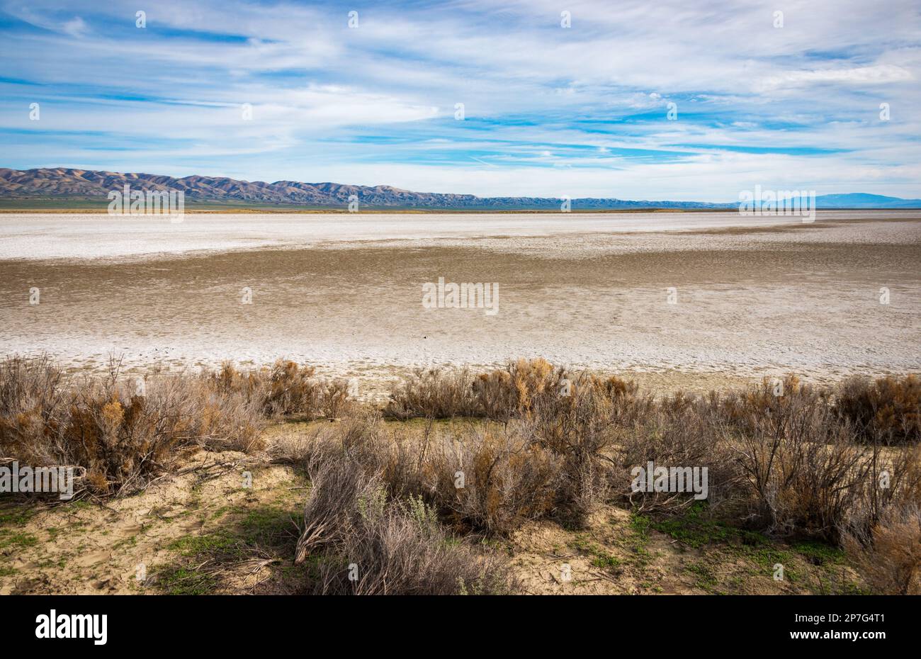 Acqua e montagne al Monumento Nazionale delle pianure di Corrizo Foto Stock