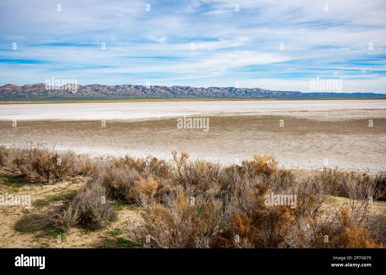 Acqua e montagne al Monumento Nazionale delle pianure di Corrizo Foto Stock
