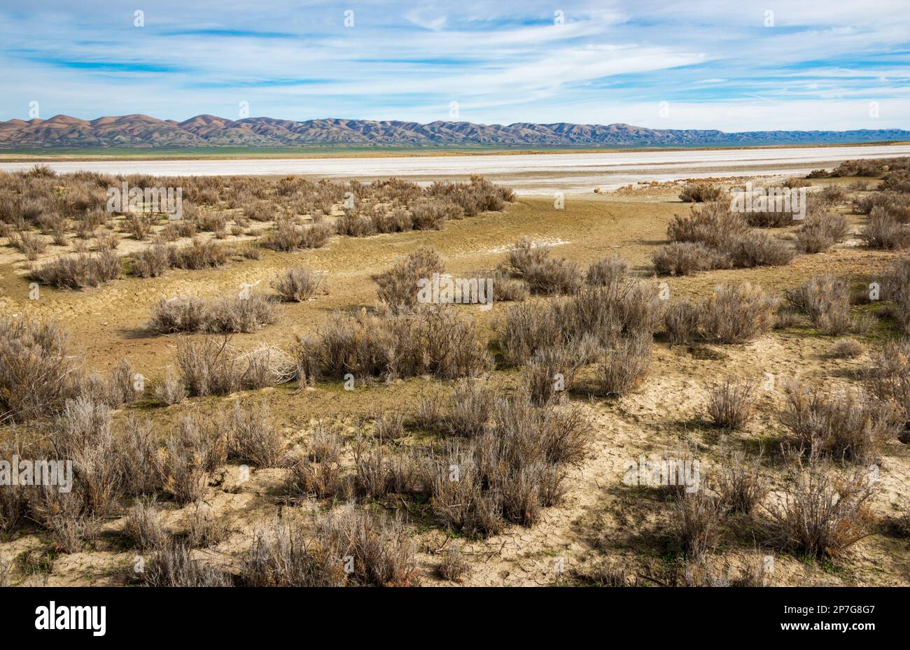 Acqua e montagne al Monumento Nazionale delle pianure di Corrizo Foto Stock