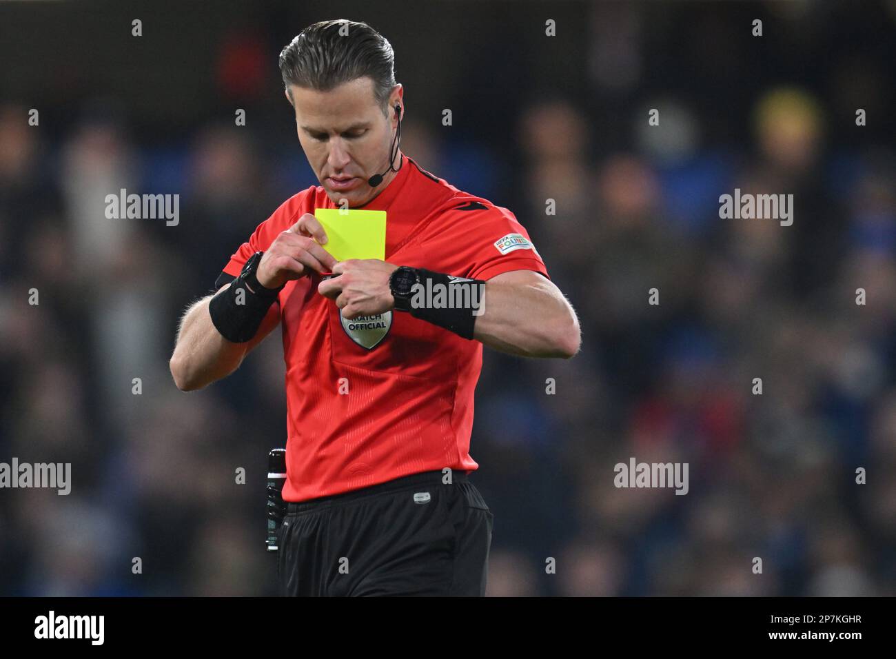 Inghilterra, Londra, 07 marzo 2023 - Referee Danny Makkelie durante la partita della UEFA Champions League di 16 tappa due tra Chelsea e Borussia Dortmu Foto Stock