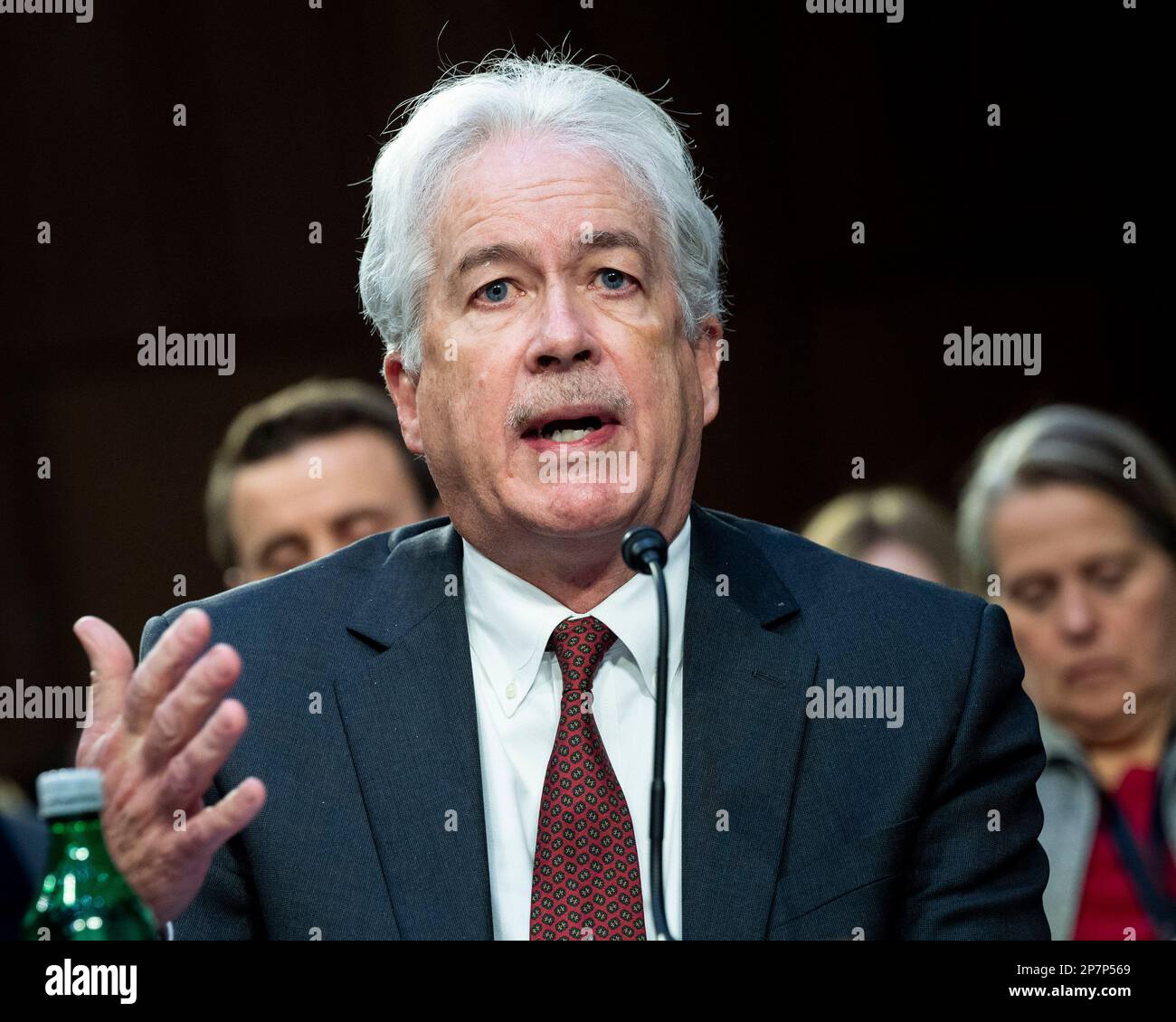 8 marzo 2023, Washington, District of Columbia, USA: William Burns, Direttore della Central Intelligence Agency (CIA), parlando a un'audizione del Senato Intelligence Committee al Campidoglio degli Stati Uniti. (Credit Image: © Michael Brochstein/ZUMA Press Wire) SOLO PER USO EDITORIALE! Non per USO commerciale! Foto Stock