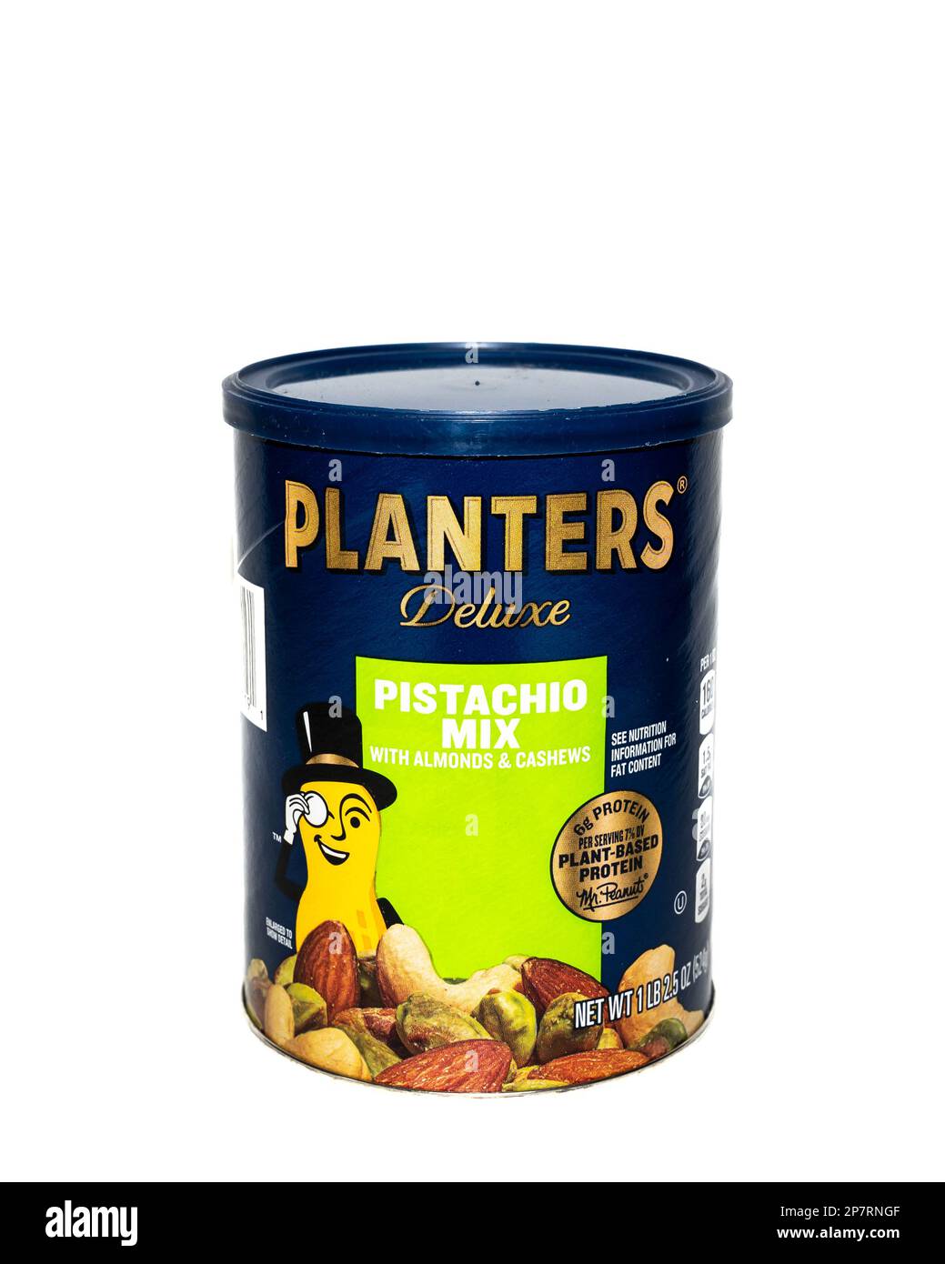 Una lattina di Planters Deluxe Pistacchio Mix con mandorle e anacardi isolato su bianco Foto Stock